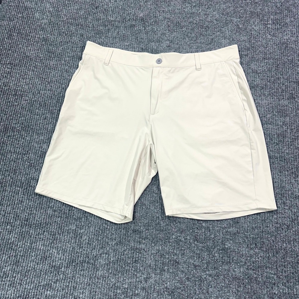Johnnie-O Performance Golf Shorts Mens 40 Cream White Stretch Nylon Spandex Flat